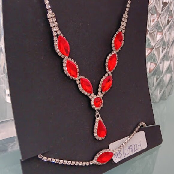 NOIR JEWELRY 2pc SET Glamorous Silver Clear & Ruby Red Crystal Necklace/Bracelet - Picture 2 of 4